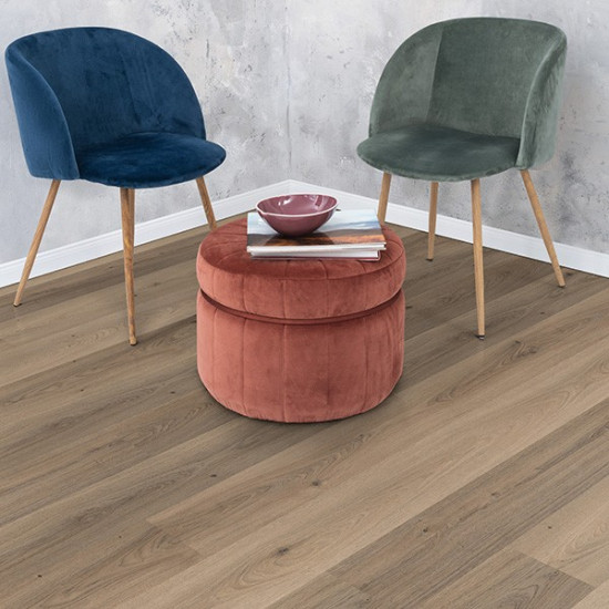 Lamināta dēlis EGGER Oak Trilogy natural 8.0mm 33 klase 4V 